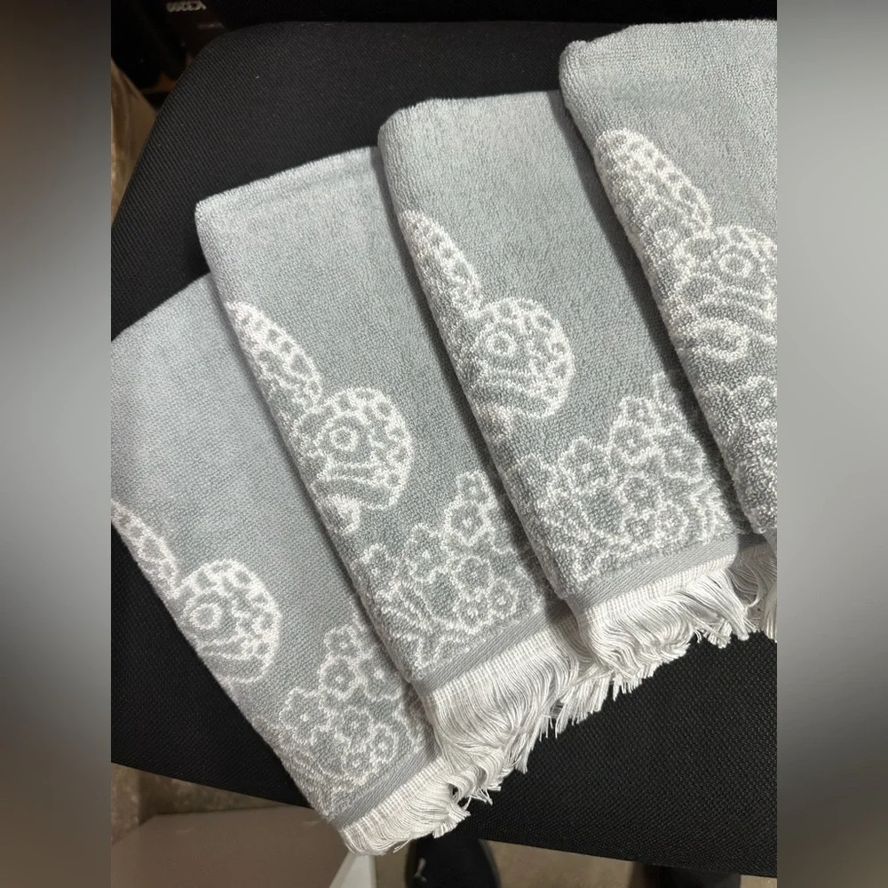 Pioneer Woman Silver Butterfly 4 Pack Hand Towel Bundle